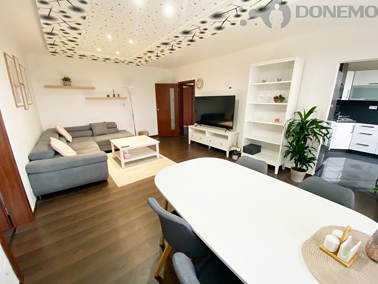 Pronájem bytu 4+1 76 m² - foto 5