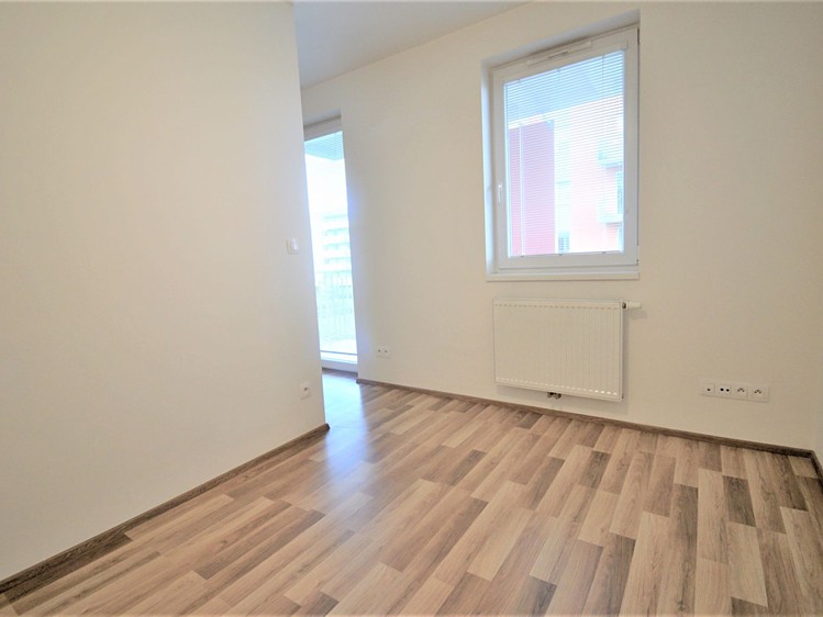 Pronájem bytu 2+kk 45 m² - foto 4