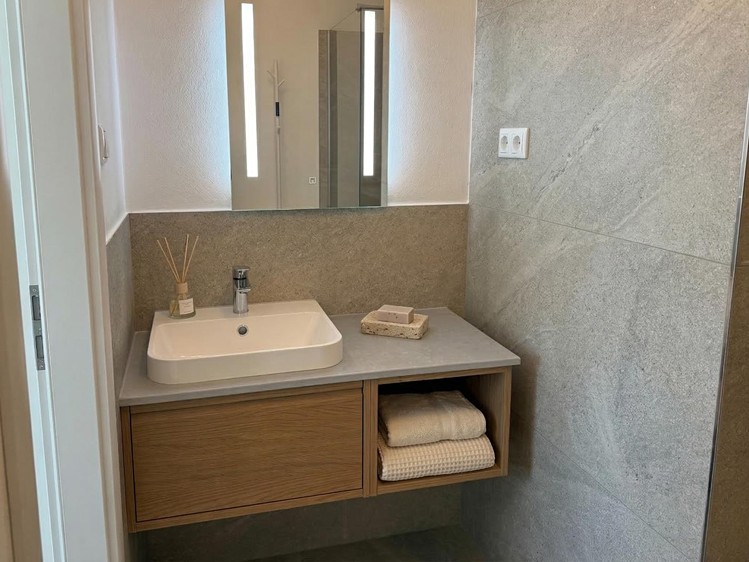 Pronájem bytu 2+kk 53 m² (Jednopodlažní) - foto 4