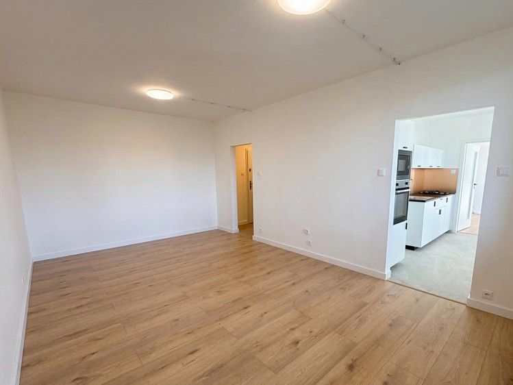 Pronájem bytu 2+kk 53 m² (Jednopodlažní) - foto 7