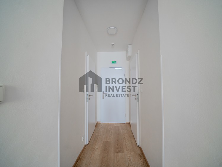 Pronájem bytu 1+kk 18 m² - foto 6