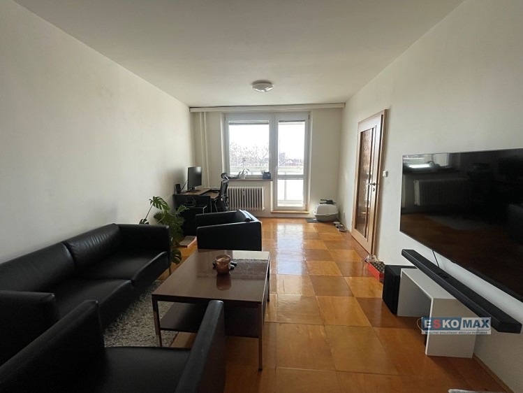 Pronájem bytu 3+1 68 m² - foto 7