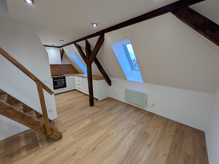 Pronájem bytu 2+kk 44 m² (Mezonet) - foto 3
