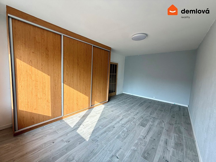 Pronájem bytu 1+1 38 m² - foto 7