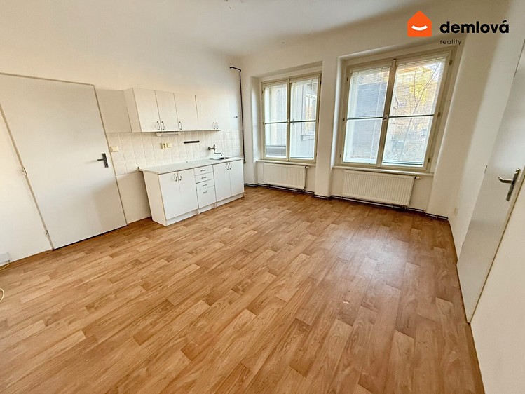 Pronájem bytu 2+kk 51 m² - foto 2
