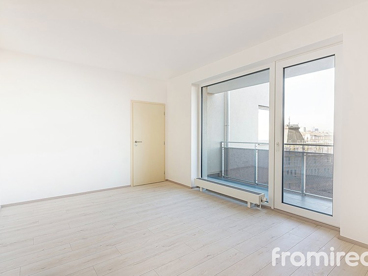Pronájem bytu 4+kk 111 m² - foto 5