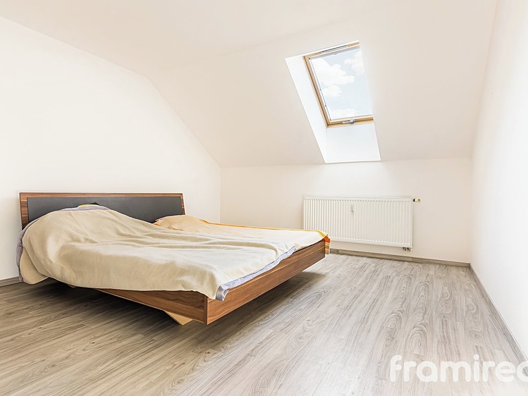 Pronájem bytu 3+kk 71 m² (Mezonet) - foto 6
