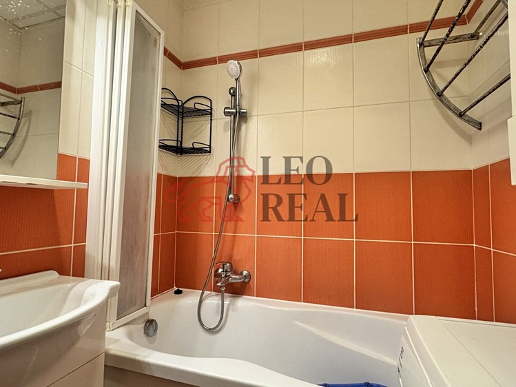 Pronájem bytu 2+1 59 m² - foto 5
