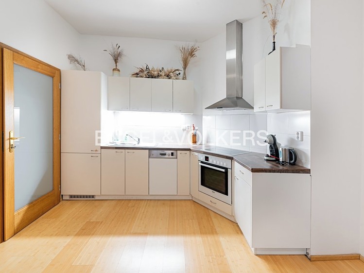 Pronájem bytu 3+kk 102 m² - foto 2