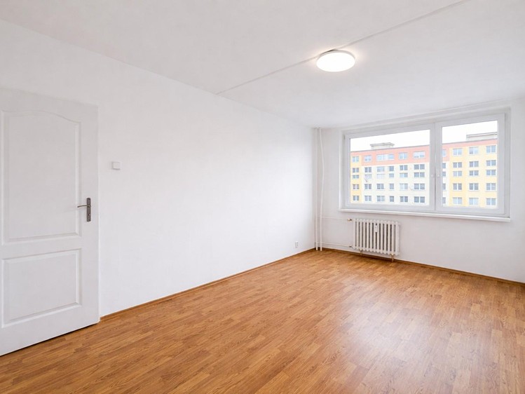 Pronájem bytu 4+1 88 m² (Jednopodlažní) - foto 5