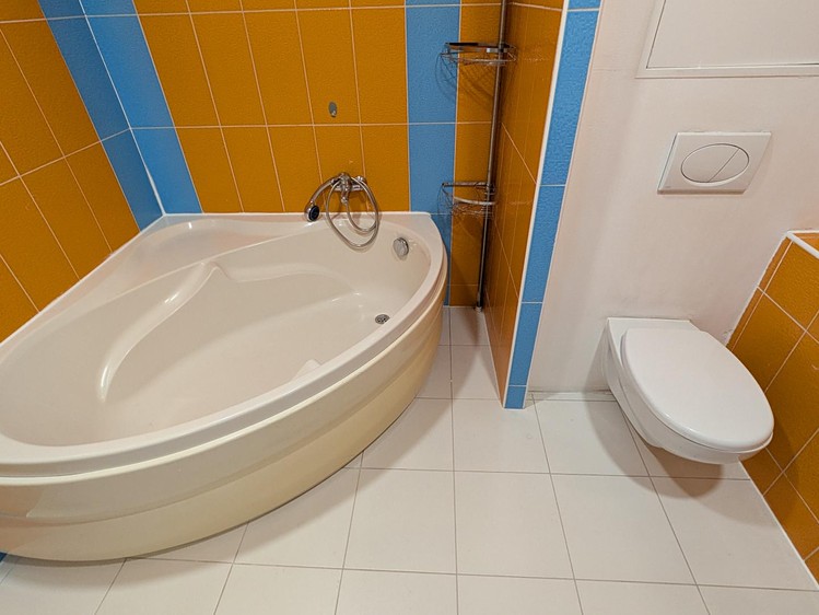 Pronájem bytu 4+1 88 m² (Jednopodlažní) - foto 7