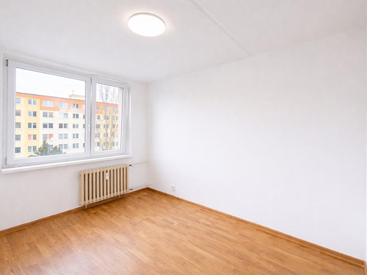 Pronájem bytu 4+1 88 m² (Jednopodlažní) - foto 6