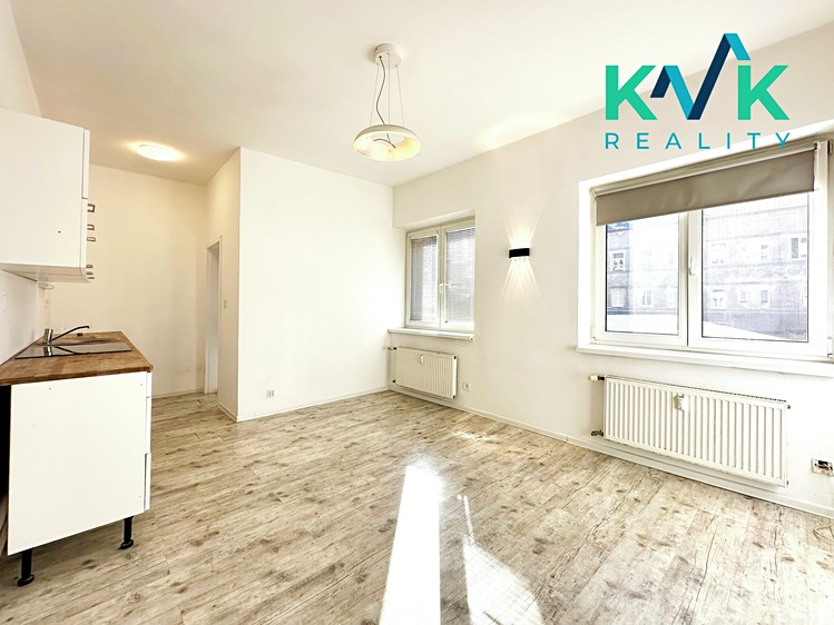 Pronájem bytu 1+kk 22 m² (Jednopodlažní) - foto 3