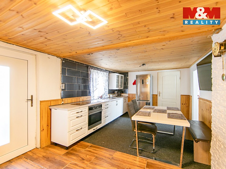 Prodej  rodinného domu 127 m², pozemek 250 m² - foto 3