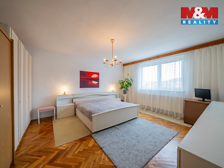 Prodej rodinného domu 142 m², pozemek 960 m² - foto 6