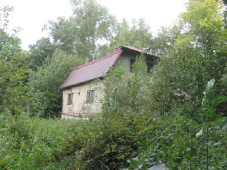 Dražba rodinného domu 200 m², pozemek 3 717 m² - foto 2