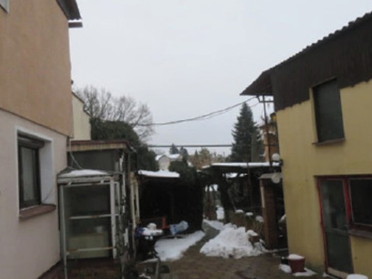 Dražba rodinného domu 244 m², pozemek 772 m² - foto 2