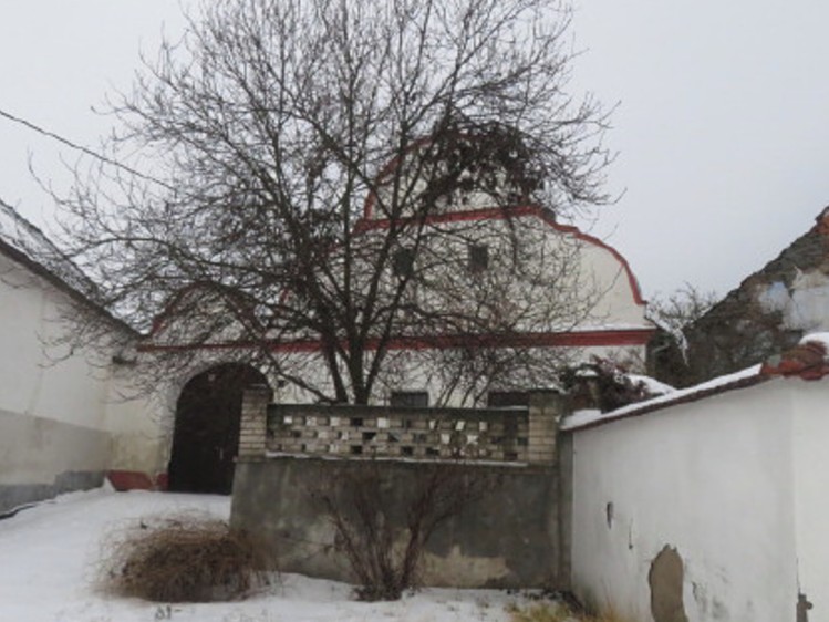 Dražba rodinného domu 300 m², pozemek 16 204 m² - foto 2