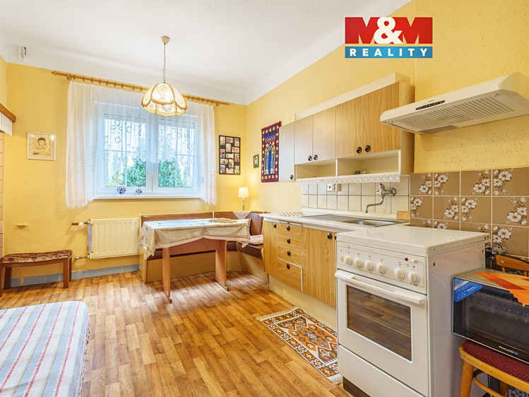 Prodej rodinného domu 90 m², pozemek 272 m² - foto 1
