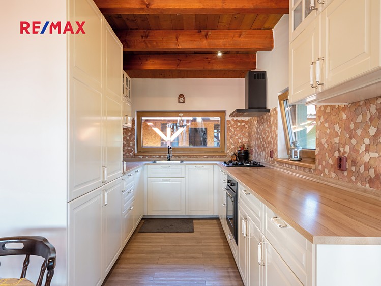 Prodej rodinného domu 120 m², pozemek 8 769 m² - foto 6