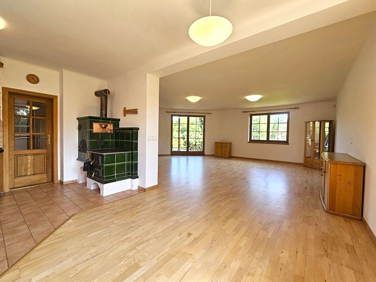 Prodej rodinného domu 252 m², pozemek 1 150 m² - foto 6