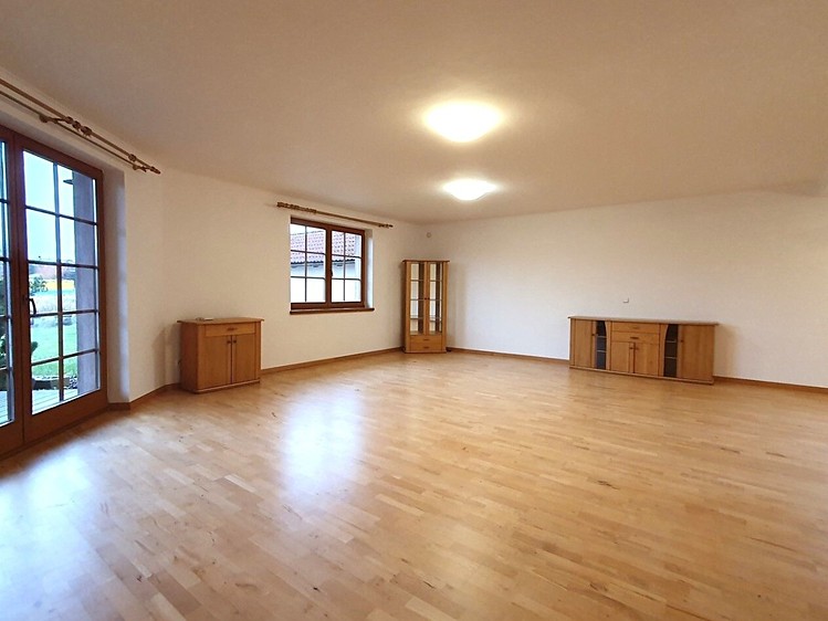 Prodej rodinného domu 252 m², pozemek 1 150 m² - foto 7