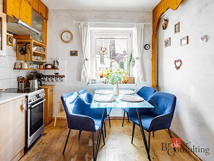 Prodej rodinného domu 170 m², pozemek 110 m² - foto 6