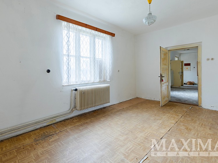Prodej rodinného domu 185 m², pozemek 702 m² - foto 7