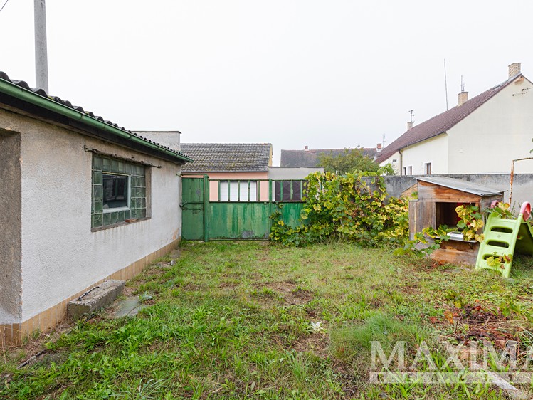 Prodej rodinného domu 185 m², pozemek 702 m² - foto 5