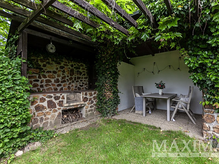 Prodej rodinného domu 152 m², pozemek 3 220 m² - foto 8