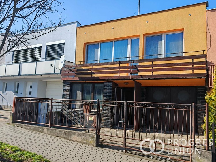 Prodej rodinného domu 139 m², pozemek 411 m² - foto 1