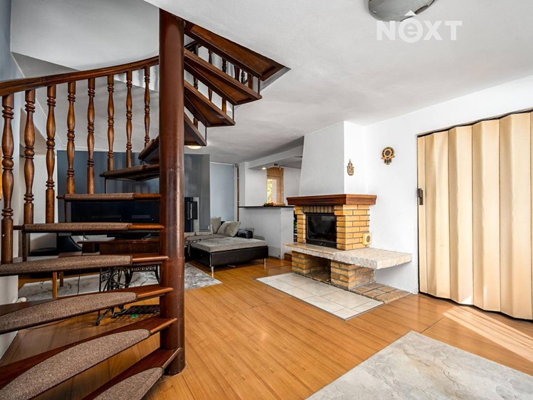 Prodej vícegeneračního domu 230 m², pozemek 1 203 m² - foto 6