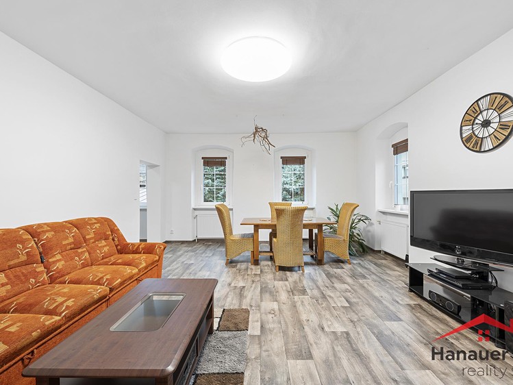 Prodej  rodinného domu 200 m², pozemek 1 401 m² - foto 4