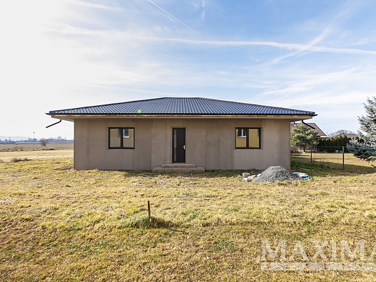 Prodej rodinného domu 101 m², pozemek 903 m² - foto 3