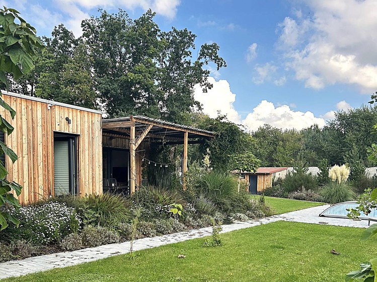 Prodej rodinného domu 113 m², pozemek 989 m² - foto 2