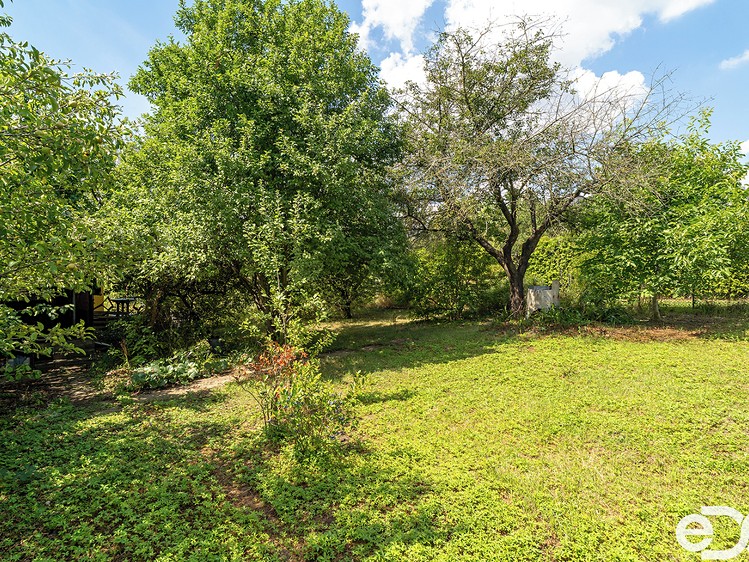 Prodej chaty 11 m², pozemek 308 m² - foto 1
