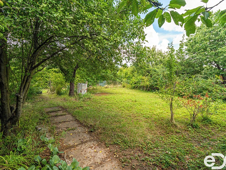Prodej chaty 11 m², pozemek 308 m² - foto 5