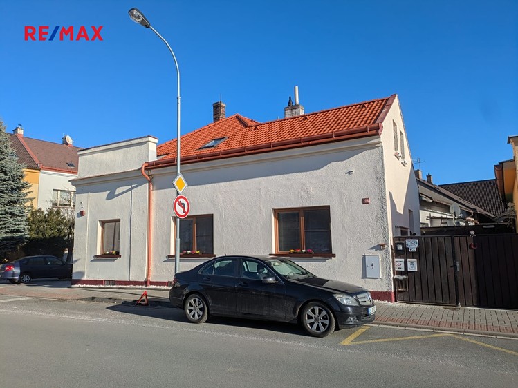 Prodej rodinného domu 95 m², pozemek 297 m² - foto 1