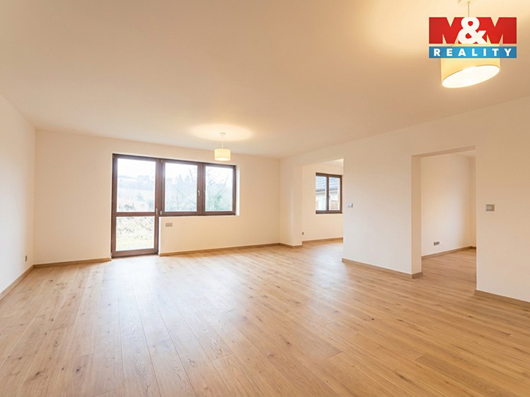 Prodej  rodinného domu 259 m², pozemek 1 700 m² - foto 4