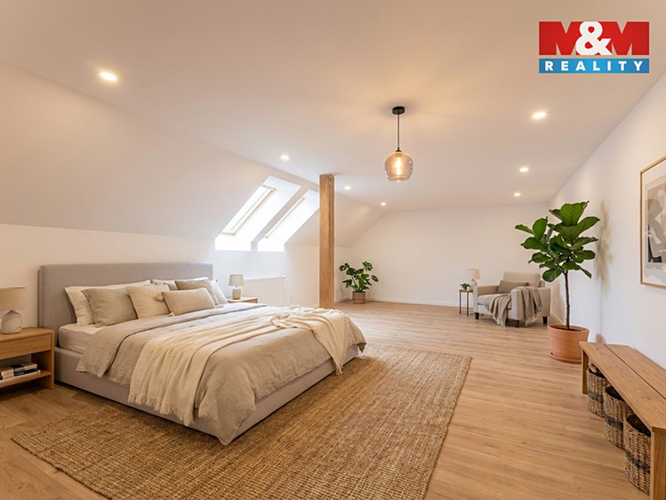Prodej  rodinného domu 259 m², pozemek 1 700 m² - foto 6