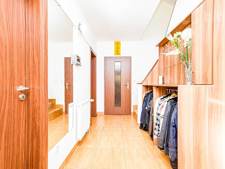 Prodej  rodinného domu 145 m², pozemek 546 m² - foto 3