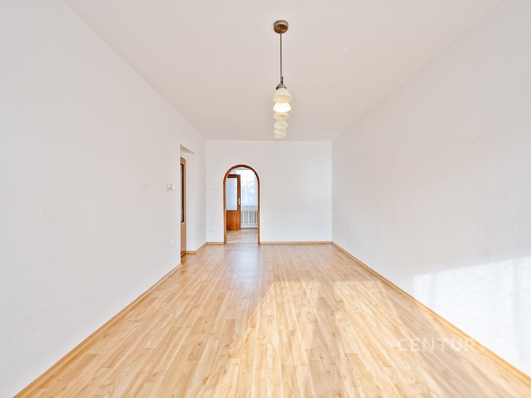 Prodej  rodinného domu 192 m², pozemek 302 m² - foto 8