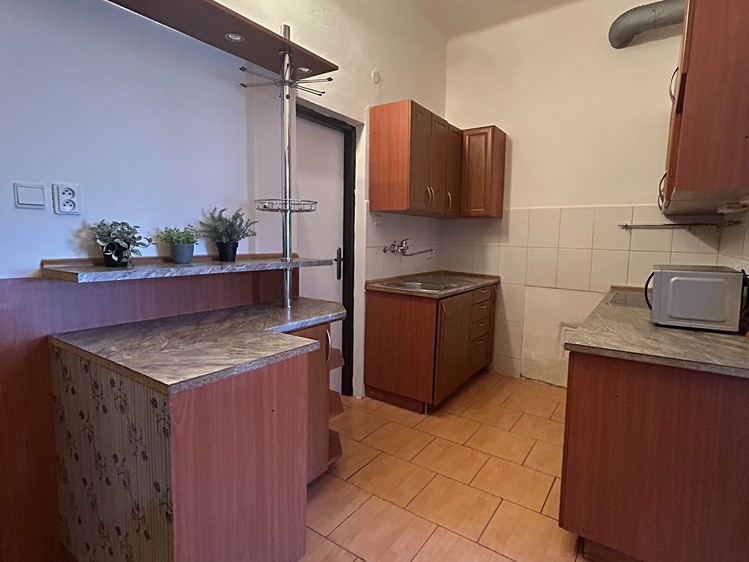 Prodej rodinného domu 263 m², pozemek 306 m² - foto 7