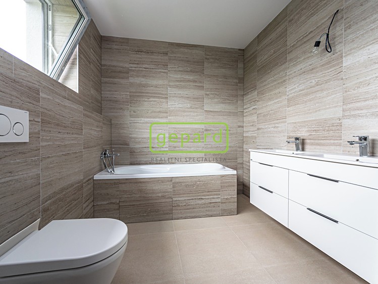 Prodej rodinného domu 123 m², pozemek 400 m² - foto 5