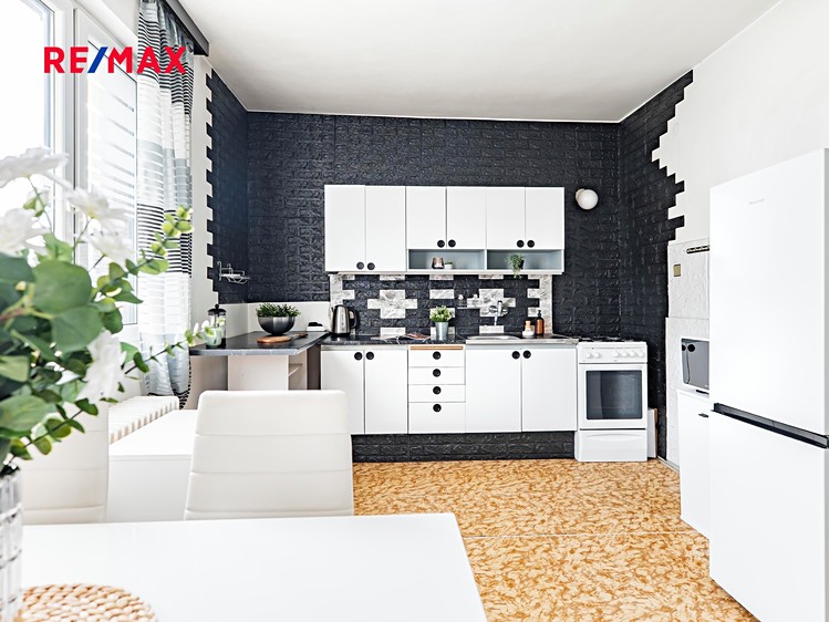 Prodej rodinného domu 202 m², pozemek 3 510 m² - foto 7