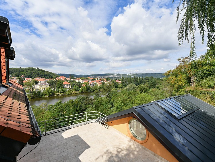 Prodej vily 308 m², pozemek 1 056 m² - foto 7