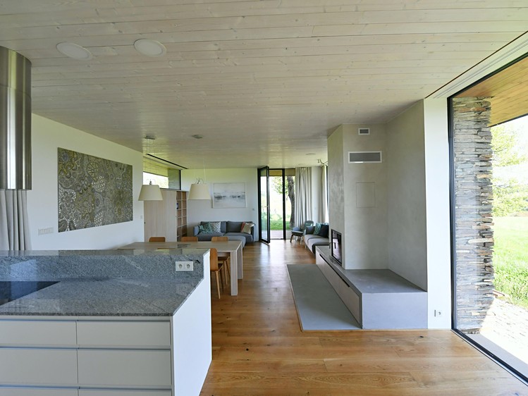 Prodej rodinného domu 197 m², pozemek 4 450 m² - foto 8