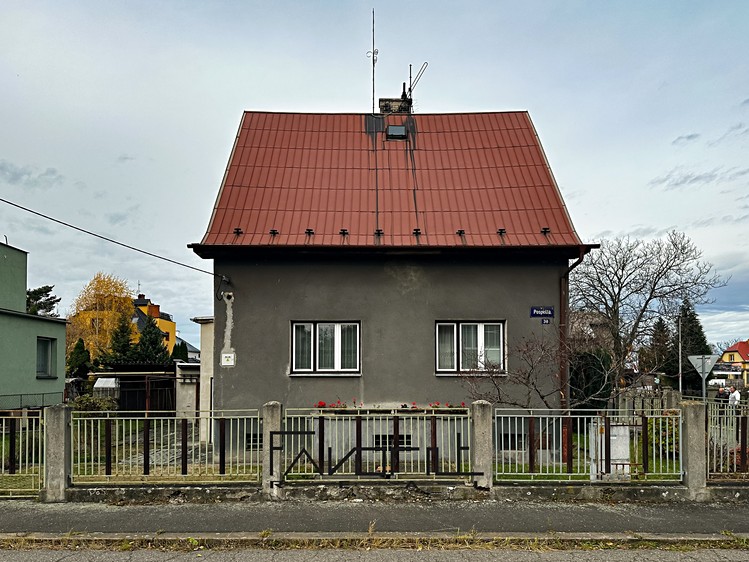 Prodej rodinného domu 150 m², pozemek 721 m² - foto 4