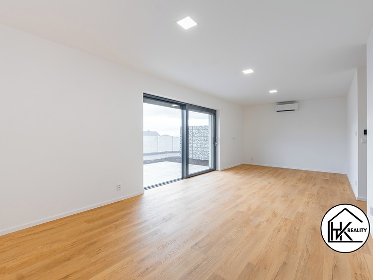 Prodej rodinného domu 94 m², pozemek 286 m² - foto 7