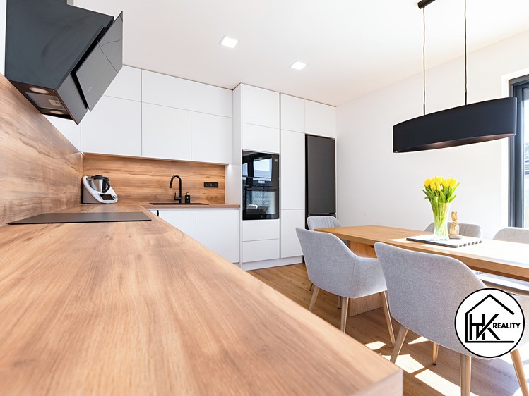 Prodej rodinného domu 94 m², pozemek 286 m² - foto 5